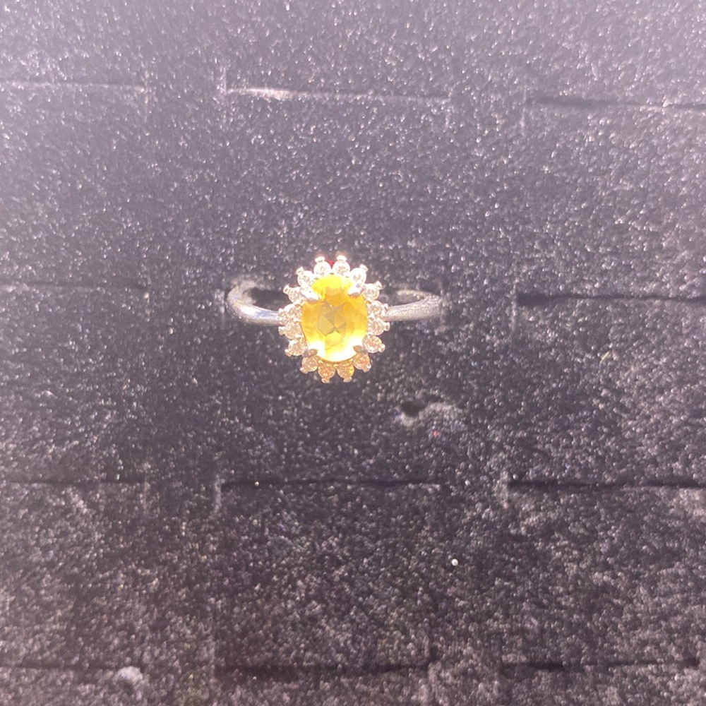 Citrine ring - Picture 3 of 6
